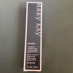 Mary Kay CC cream - Very Deep